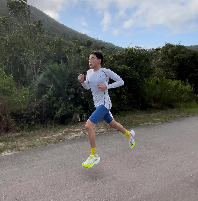 Alejandro Juanuk Treino de corrida - Garopaba - SC